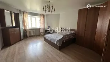 2-комнатная квартира, этаж 8 из 9, 62 м²