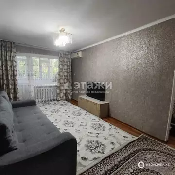 2-комнатная квартира, этаж 3 из 3, 42 м²