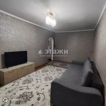2-комнатная квартира, этаж 3 из 3, 42 м²