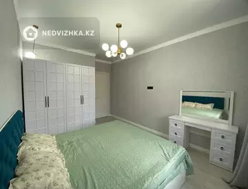 2-комнатная квартира, этаж 1 из 8, 74 м²