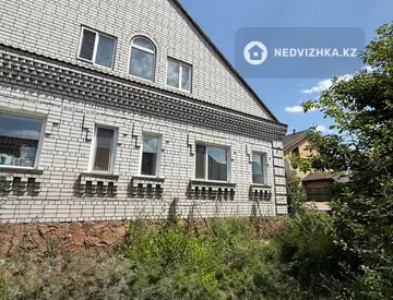 6-комнатный дом, 277 м²