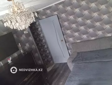 3-комнатная квартира, этаж 4 из 4, 80 м²