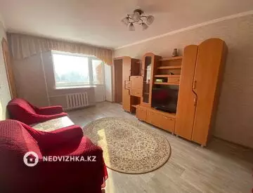 2-комнатная квартира, этаж 4 из 5, 40 м²