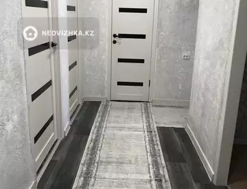 3-комнатная квартира, этаж 4 из 4, 87 м², на длительный срок