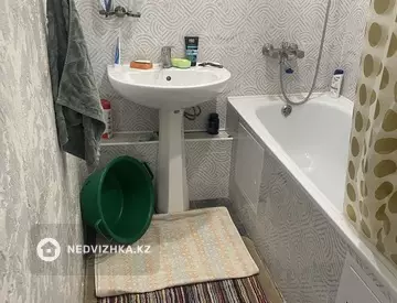 3-комнатная квартира, этаж 4 из 4, 87 м², на длительный срок