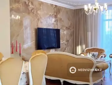 6-комнатная квартира, этаж 1 из 3, 434 м²