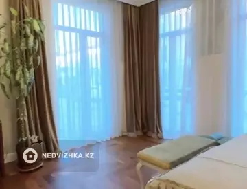 6-комнатная квартира, этаж 1 из 3, 434 м²