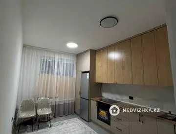 1-комнатная квартира, этаж 1 из 4, 45 м², на длительный срок