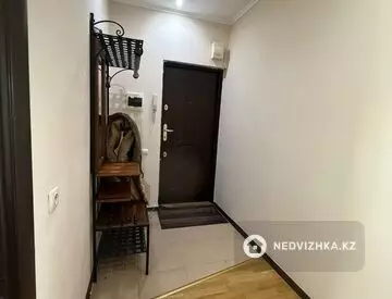 2-комнатная квартира, этаж 9 из 9, 56 м²
