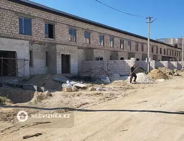 Разная недвижимость, 270 м²