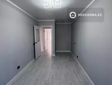 3-комнатная квартира, этаж 4, 59 м²