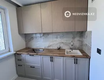 3-комнатная квартира, этаж 4, 59 м²