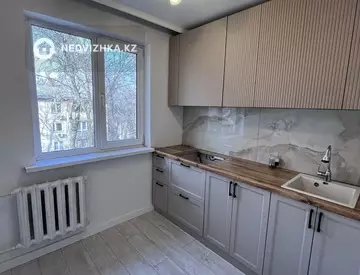 3-комнатная квартира, этаж 4, 59 м²