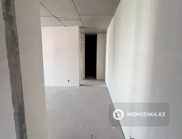 2-комнатная квартира, этаж 10 из 12, 63 м²