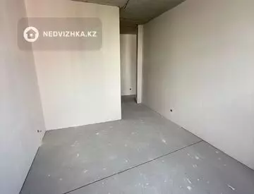 2-комнатная квартира, этаж 10 из 12, 63 м²