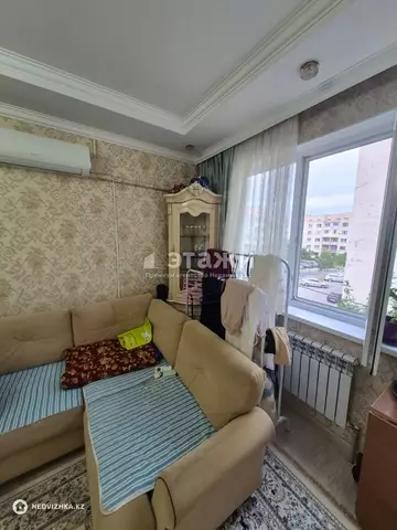1-комнатная квартира, этаж 3 из 5, 45 м²