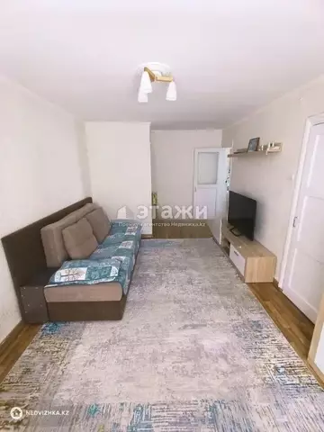 2-комнатная квартира, этаж 3 из 3, 41 м²