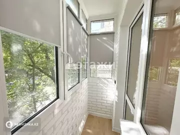 2-комнатная квартира, этаж 2 из 3, 40 м²