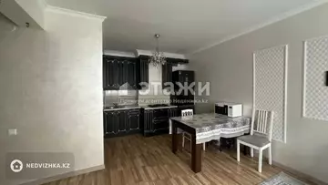 2-комнатная квартира, этаж 3 из 6, 42 м²