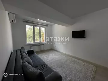 2-комнатная квартира, этаж 2 из 12, 54 м²