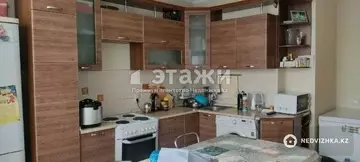 2-комнатная квартира, этаж 9 из 9, 63 м²