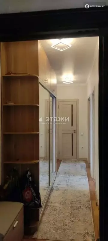 2-комнатная квартира, этаж 9 из 9, 63 м²