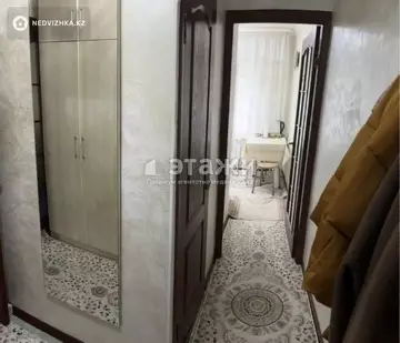 1-комнатная квартира, этаж 3 из 5, 30 м²