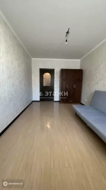 1-комнатная квартира, этаж 8 из 9, 40 м²