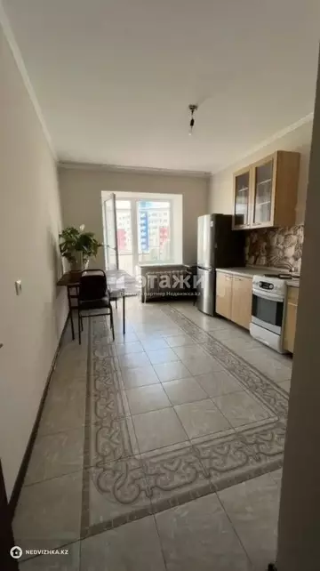 1-комнатная квартира, этаж 8 из 9, 40 м²