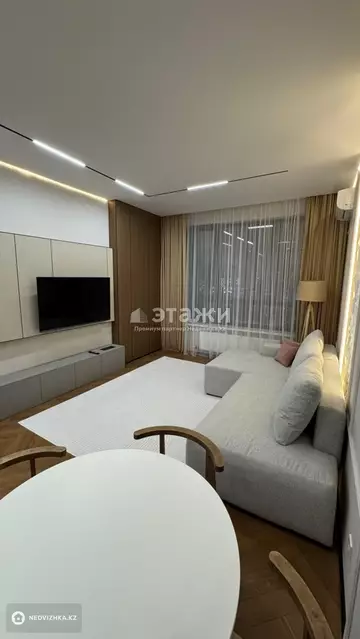 2-комнатная квартира, этаж 20 из 22, 45 м²