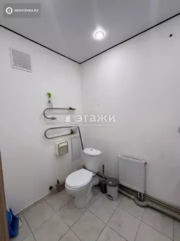 2-комнатная квартира, этаж 8 из 13, 64 м²