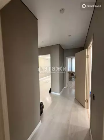 2-комнатная квартира, этаж 8 из 13, 64 м²