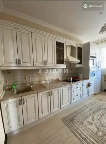 2-комнатная квартира, этаж 10 из 19, 79 м²