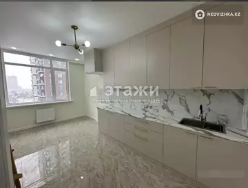 1-комнатная квартира, этаж 4 из 20, 42 м²