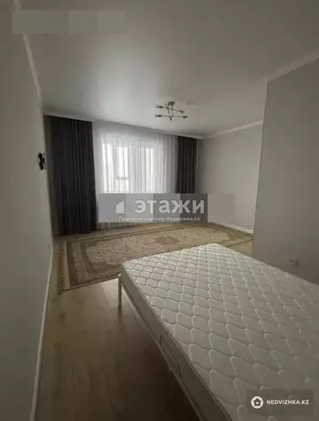 1-комнатная квартира, этаж 9 из 13, 42 м²