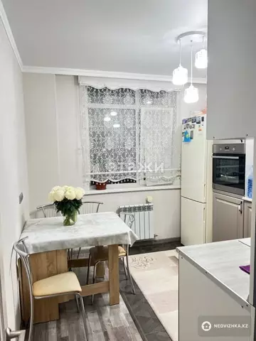 55 м², 2-комнатная квартира, этаж 3 из 8, 55 м², изображение - 0