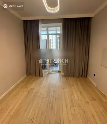 2-комнатная квартира, этаж 10 из 12, 61 м²