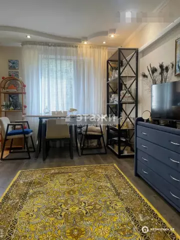 2-комнатная квартира, этаж 4 из 5, 45 м²