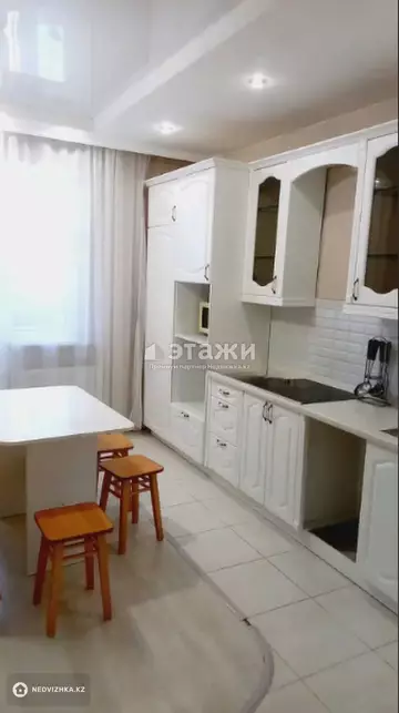 4-комнатная квартира, этаж 17 из 19, 118 м²