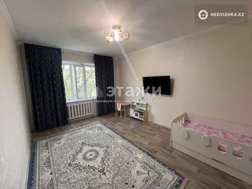 2-комнатная квартира, этаж 3 из 5, 52 м²