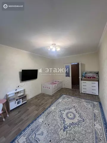 2-комнатная квартира, этаж 3 из 5, 52 м²