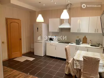 2-комнатная квартира, этаж 1 из 18, 52 м²