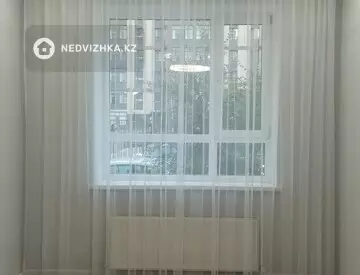 2-комнатная квартира, этаж 1 из 8, 36 м²