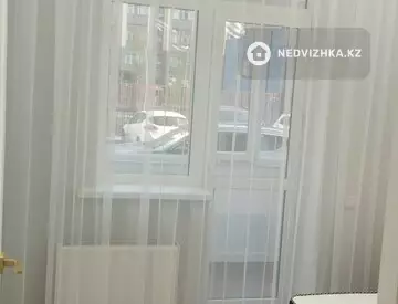 2-комнатная квартира, этаж 1 из 8, 36 м²