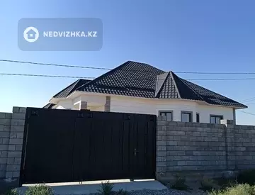 4-комнатный дом, 6.3 соток, 135 м²
