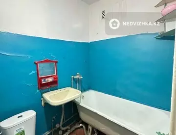 1-комнатная квартира, этаж 4 из 5, 30 м²
