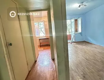 1-комнатная квартира, этаж 4 из 5, 30 м²