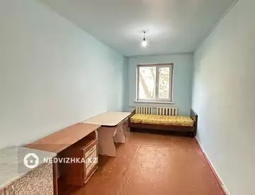 2-комнатная квартира, этаж 3 из 5, 45 м²