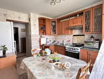 82.4 м², 4-комнатная квартира, этаж 5 из 5, 82 м², изображение - 13