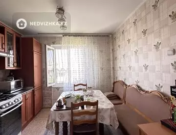 82.4 м², 4-комнатная квартира, этаж 5 из 5, 82 м², изображение - 9